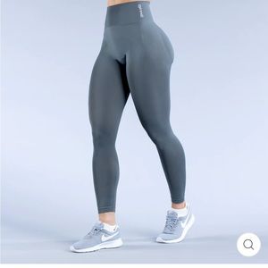 DFYNE leggings
